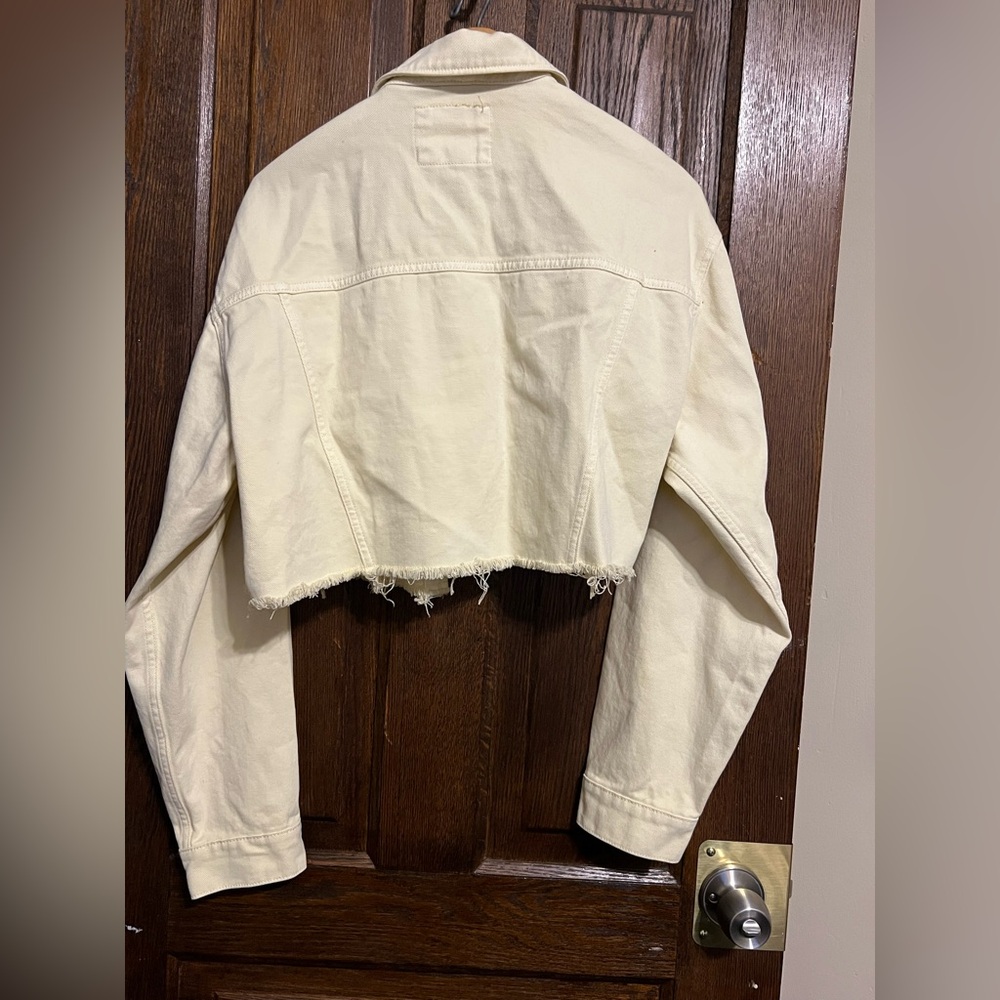 Fashion Nova Cream Jean Jacket Casual Style - Picture 6 of 10